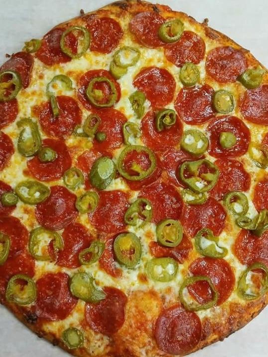 G & J PIZZA - Clyde, OH